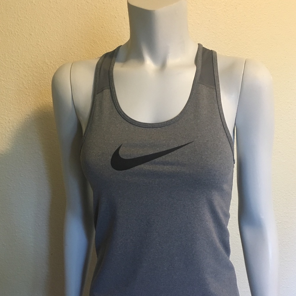Nike racetrack tank